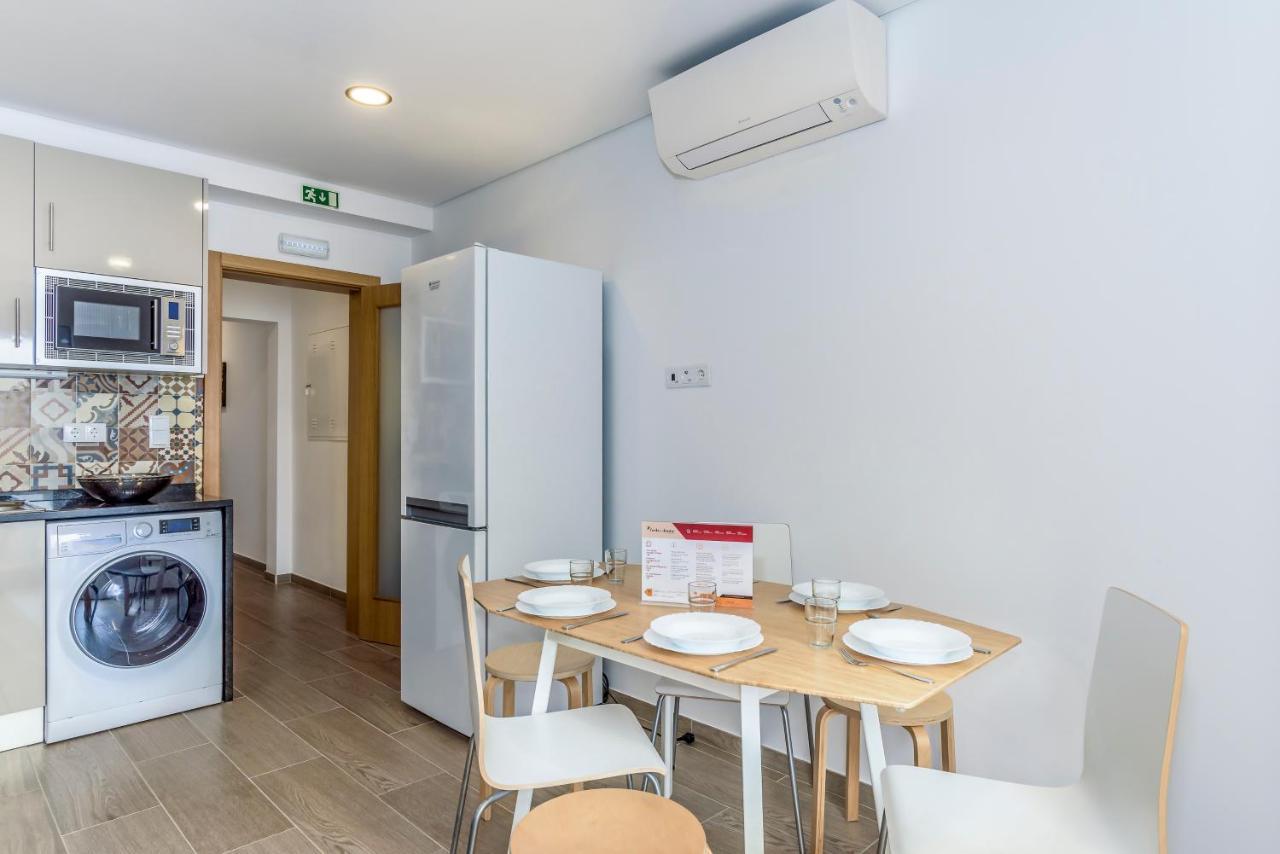 Flh Faro Central House With Terrace Buitenkant foto